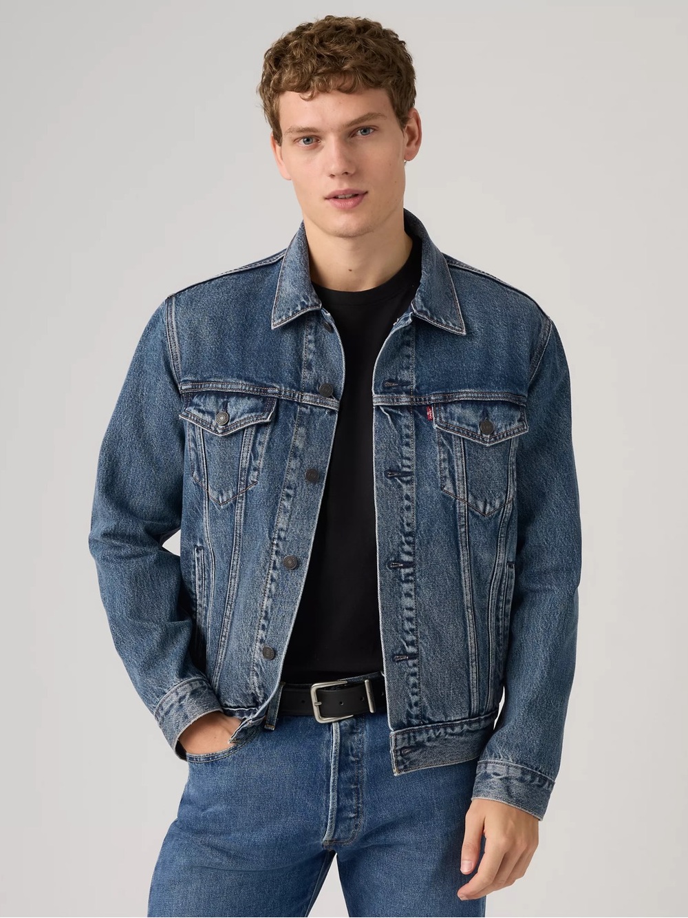 Levi's Men's Medium Blue Denim Trucker Jacket Large
